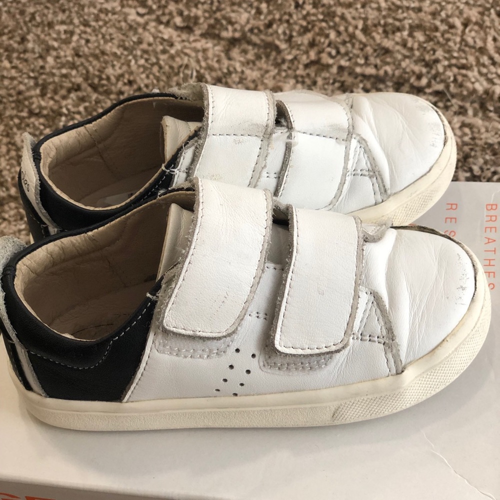 Bundle shoes size 9